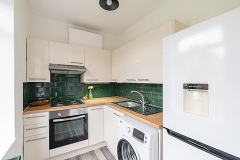 2 bedroom ground floor flat for sale, Crewe Grove, Edinburgh EH5