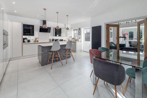 4 bedroom semi-detached house for sale, Cecil Road, Hale, WA15