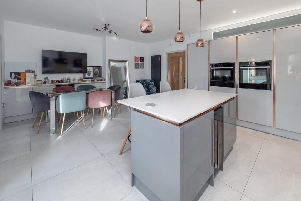 Dining Kitchen