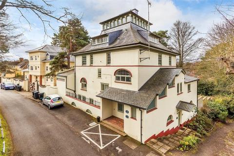 undefined, Maybury Knowle, Woking GU22