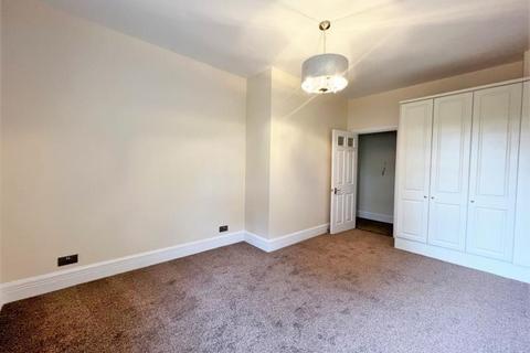 undefined, Maybury Knowle, Woking GU22