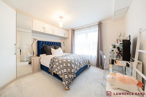 1 bedroom flat for sale, 38 Pembroke Road, Ruislip, HA4