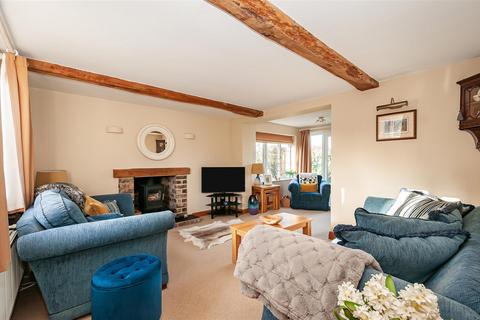 3 bedroom cottage for sale, Foston-On-The-Wolds, Driffield YO25 8BJ