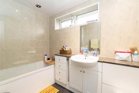 4 bedroom semi-detached house for sale, Bromley Court, Newcastle Upon Tyne