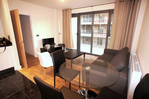2 bedroom flat for sale, Green Lanes Walk, N4