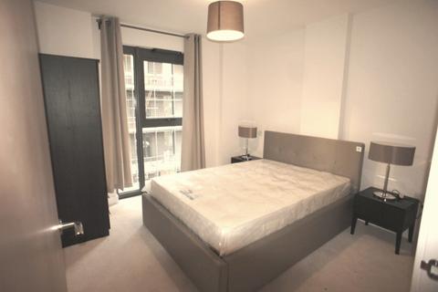 2 bedroom flat for sale, Green Lanes Walk, N4