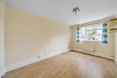 2 bedroom apartment to rent, Stanbrook House, Orpington BR6