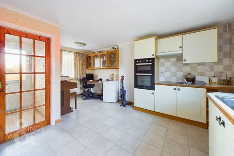 2 bedroom end of terrace house for sale, Willbye Avenue, Diss