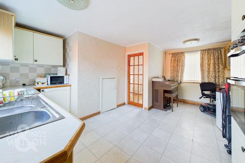 2 bedroom end of terrace house for sale, Willbye Avenue, Diss