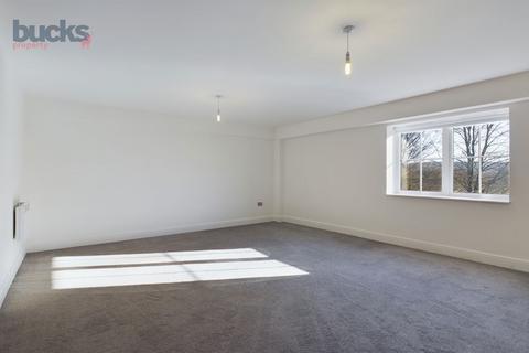 2 bedroom apartment for sale, Wycombe Road, Saunderton, High Wycombe, Buckinghamshire, HP14 4EA