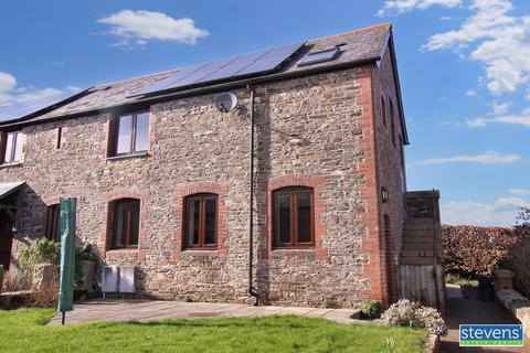 2 bedroom semi-detached house to rent, Chichacott Road, Okehampton, Devon