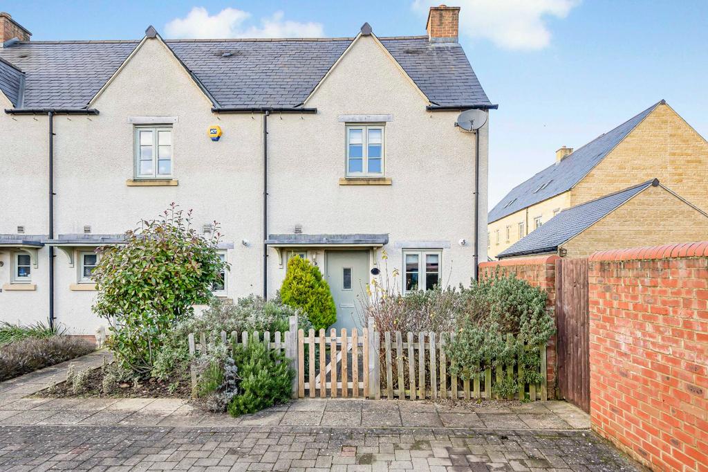 Glovers Way, Tetbury... 2 bed end of terrace house for sale - £315,000