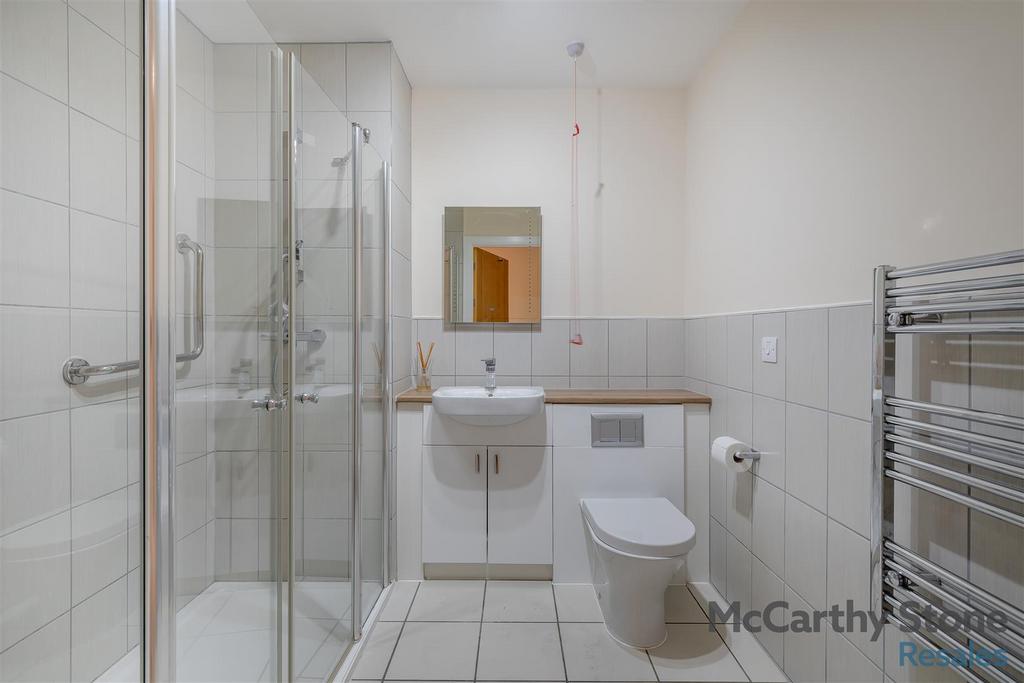 8650803-interior25.jpg
