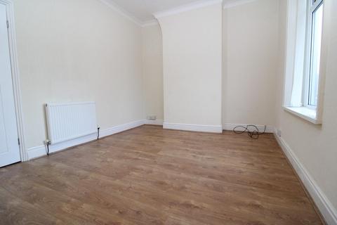 2 bedroom flat to rent, Blakiston Street, Fleetwood FY7