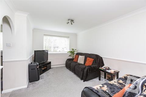 2 bedroom apartment for sale, Latimer Drive, Hornchurch, RM12