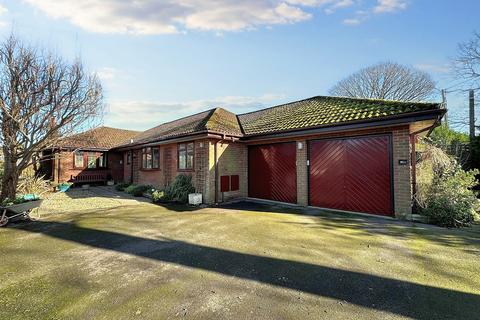 4 bedroom detached bungalow for sale, Verwood