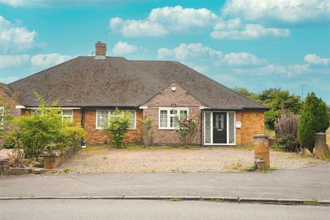 5 bedroom semi-detached bungalow for sale, Fern Lane, Middlesex TW5