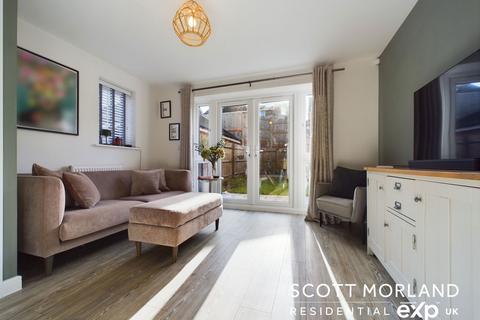 7 Mill Mead, Overton, Basingstoke, RG25 3FD