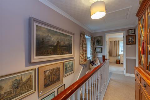 Briarfield Barns Lane, Burford, OX18 4NE