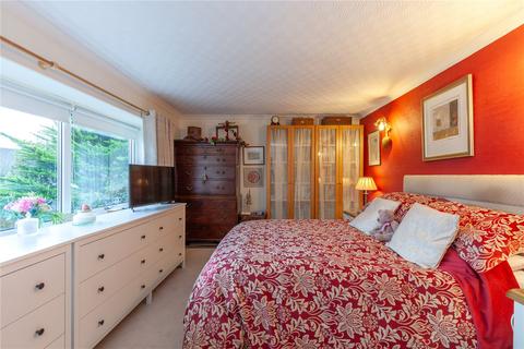Briarfield Barns Lane, Burford, OX18 4NE
