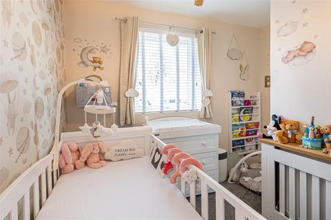 36 Centre Drive, Epping, CM16 4JF