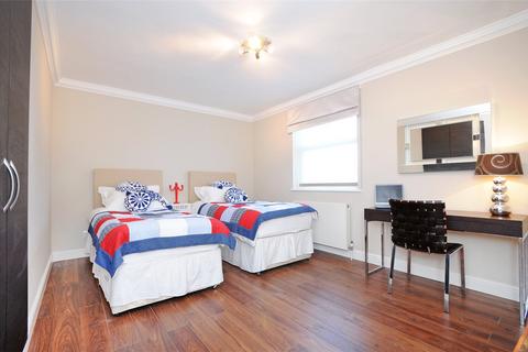 3 bedroom apartment to rent, St Johns Wood Park, London, NW8