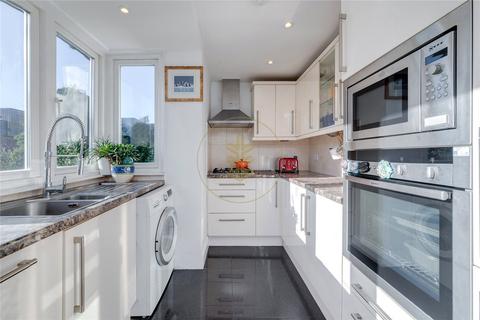 3 bedroom apartment for sale, Briardale Gardens, Hampstead, London, NW3