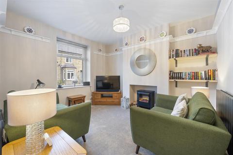 3 bedroom end of terrace house for sale, Manchester Road, Tideswell, Buxton