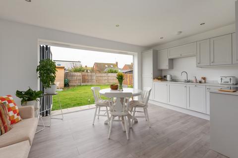 26 Blean View Road, Herne Bay, CT6 7RD
