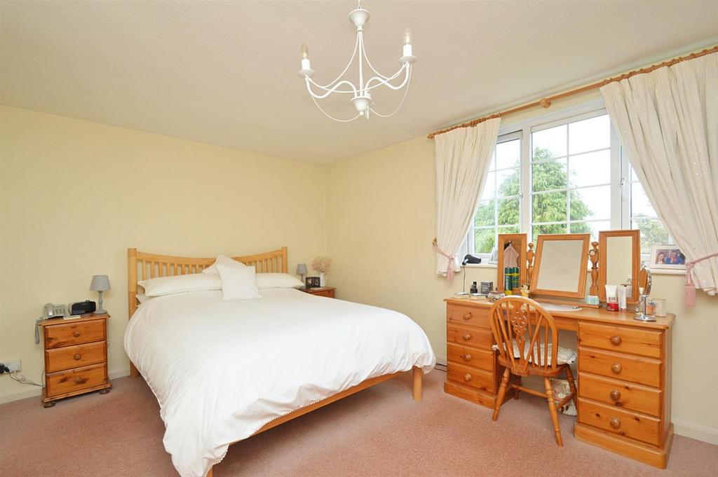 Resized Bed2a.jpg