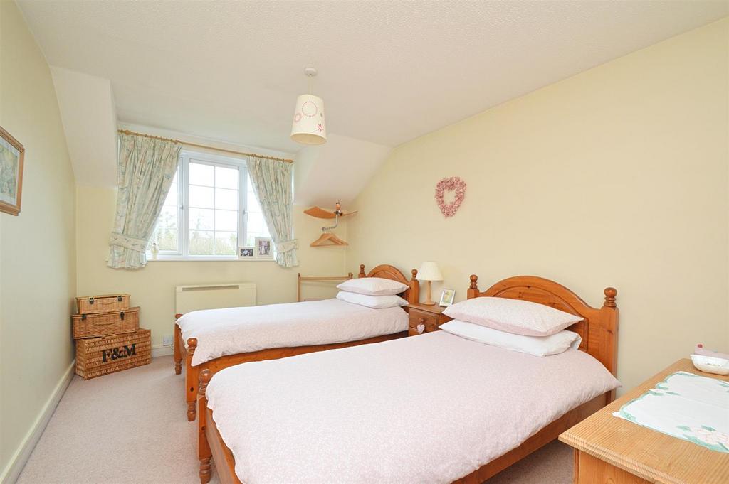 Resized Bed3.jpg