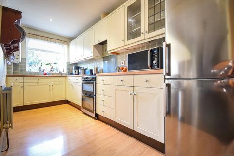 2 bedroom semi-detached house for sale, Star Road, Uxbridge UB10