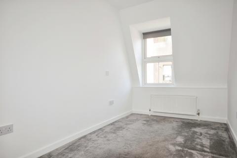 2 bedroom flat for sale, Western Gardens, Brentwood