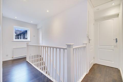 49 Hutton Village, Hutton, Brentwood, CM13 1RU