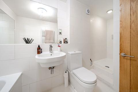 19 Sutton Close, Beckenham, BR3 5UG