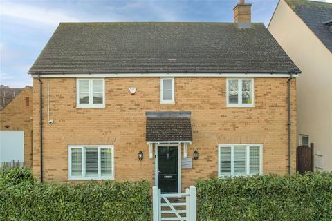 4 bedroom detached house to rent, Trafalgar Drive, Brooklands, Milton Keynes, Buckinghamshire, MK10