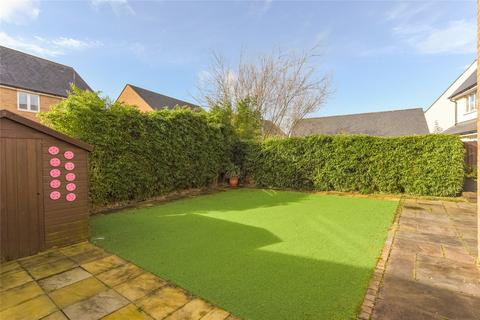 4 bedroom detached house to rent, Trafalgar Drive, Brooklands, Milton Keynes, Buckinghamshire, MK10