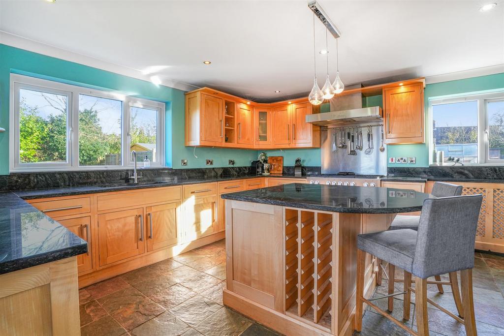 Kitchen/breakfast room