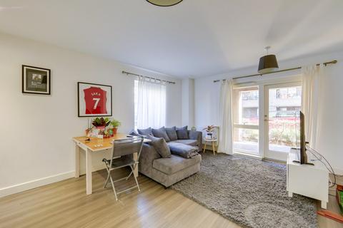 2 bedroom apartment for sale, Adenmore Road, Catford, London, SE6