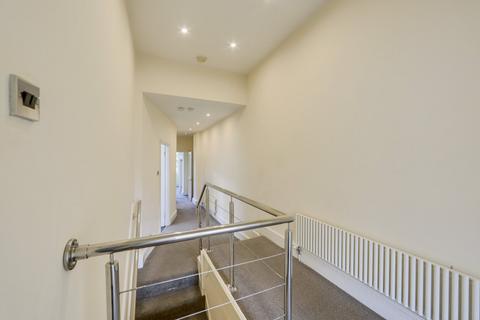 2 bedroom flat for sale, Davenport Road, Catford, London, SE6