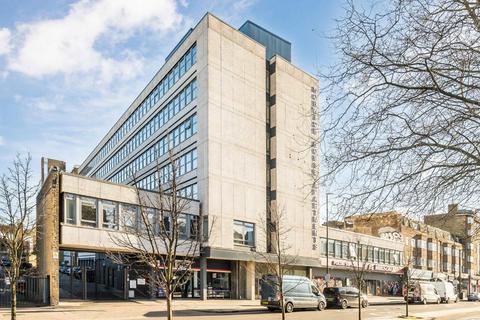 1 bedroom flat for sale, Streatham High Road, London SW16