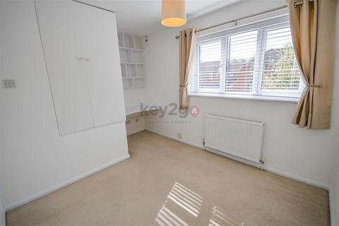 43 Batesquire, Sothall, Sheffield, S20 2GS