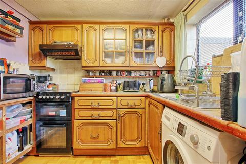 30 Cratherne Way, Cambridge, CB4 2LZ