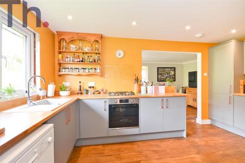 4 bedroom semi-detached bungalow for sale, Ventnor PO38