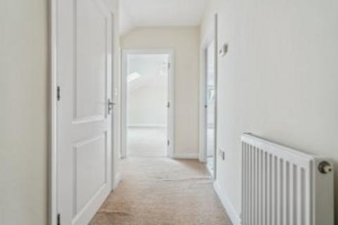 1 bedroom flat for sale, Bells Hill Green, Stoke Poges, Slough, Buckinghamshire