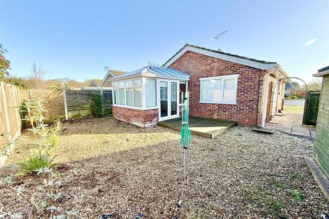 2 bedroom detached bungalow for sale, Rivermead, Stalham NR12