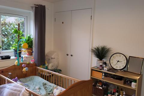 1 bedroom flat to rent, Sycamore Close, London E16