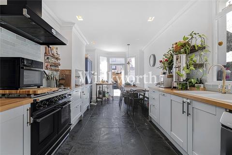 4 bedroom terraced house for sale, Keston Road, London, N17