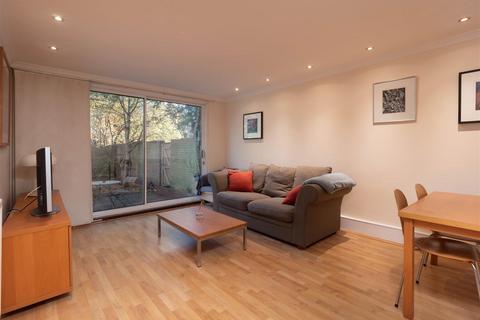 2 Barleycorn Way, London, E14 8DE