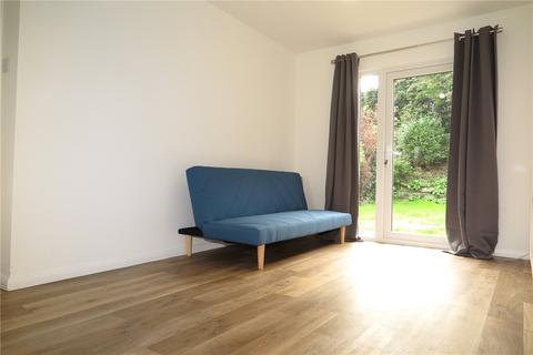 4 bedroom end of terrace house for sale, Arthur Close, Farnham, Surrey, GU9